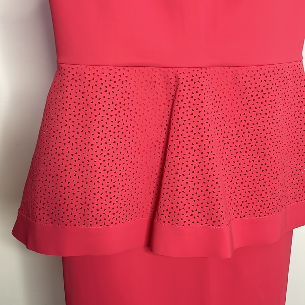 Chiara Boni la petite robe | Dominik Laser-cut Peplum Dress In Peach - Picture 6 of 8